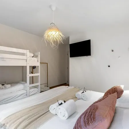 Albane - Modern 2 Bedroom In * Ostenda
